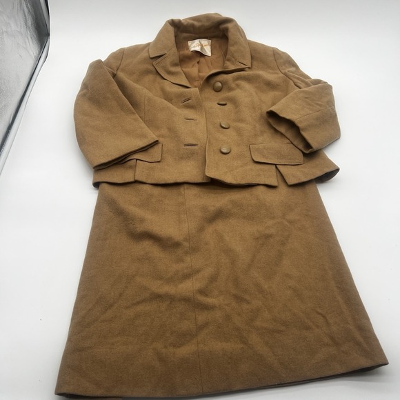 Saks Fifth Avenue Dresses & Skirts - Vintage Saks Fifth Avenue 100% Camel Hair Skirt Suit Tan Cropped Jacket 2pc Set